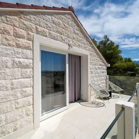 Family Friendly House With A Swimming Pool Sumartin, Brac - 23765 Semesterbostad *